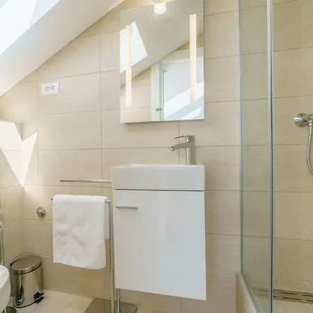 Apartament Dalmat *